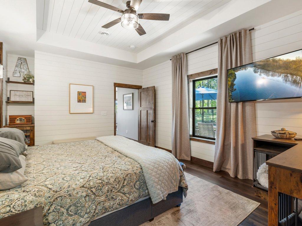1556 Maplewood Ridge Road