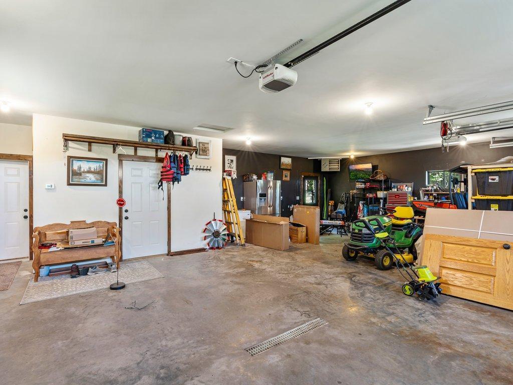 1556 Maplewood Ridge Road