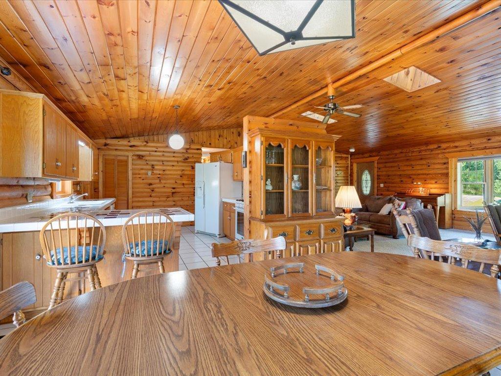 32240 County 31