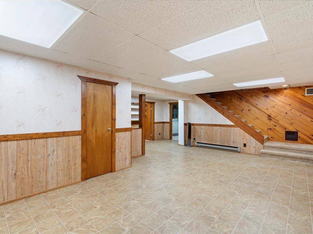32240 County 31