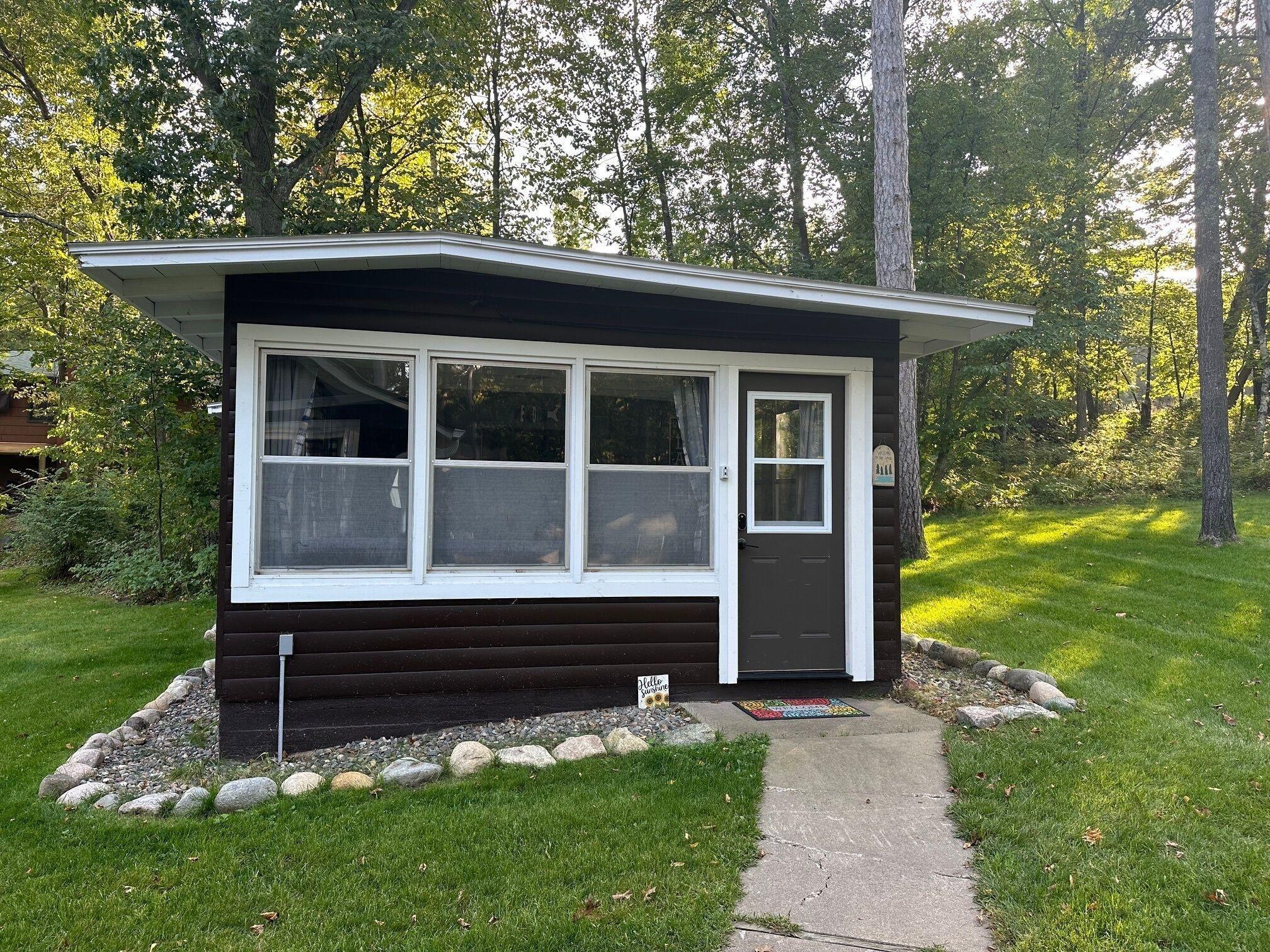 25522 Roy Lane
