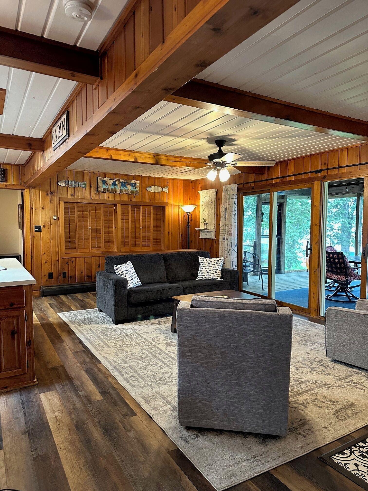 25522 Roy Lane