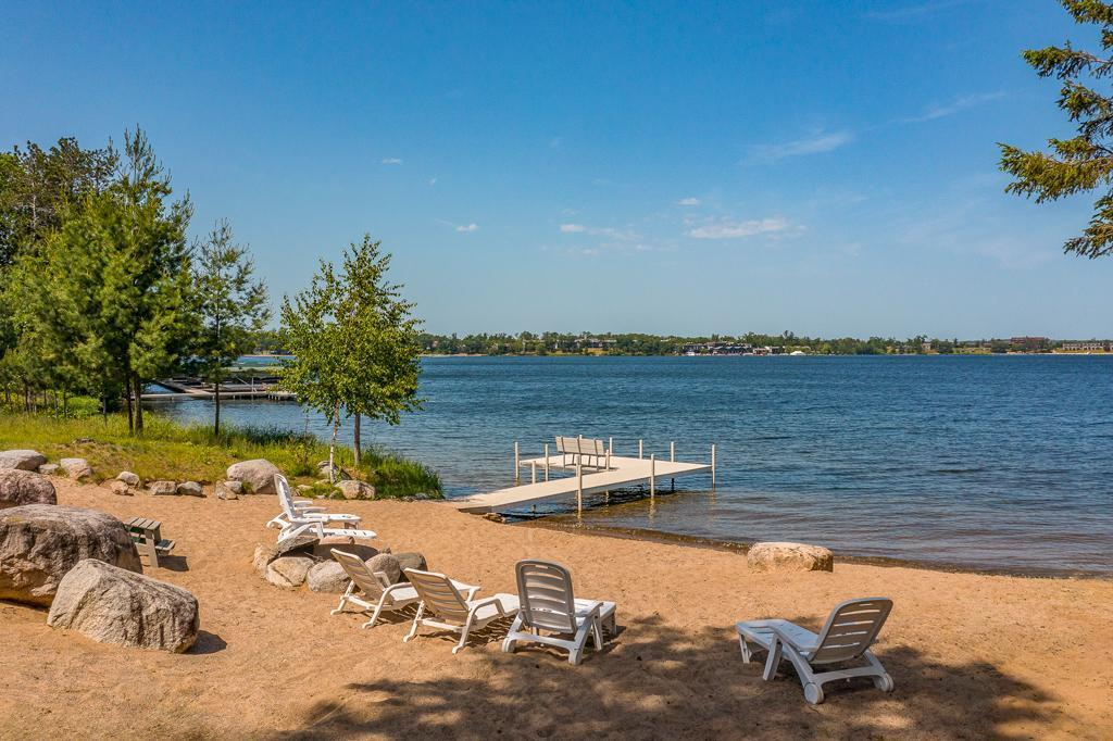 1387 East Pointe Dr