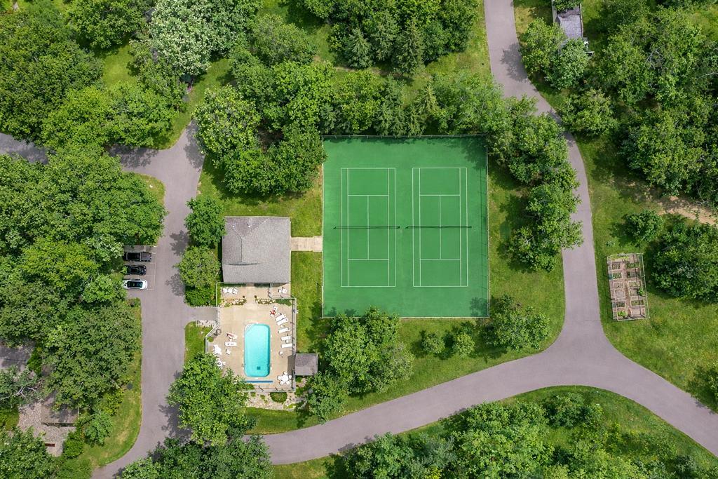 1387 East Pointe Dr