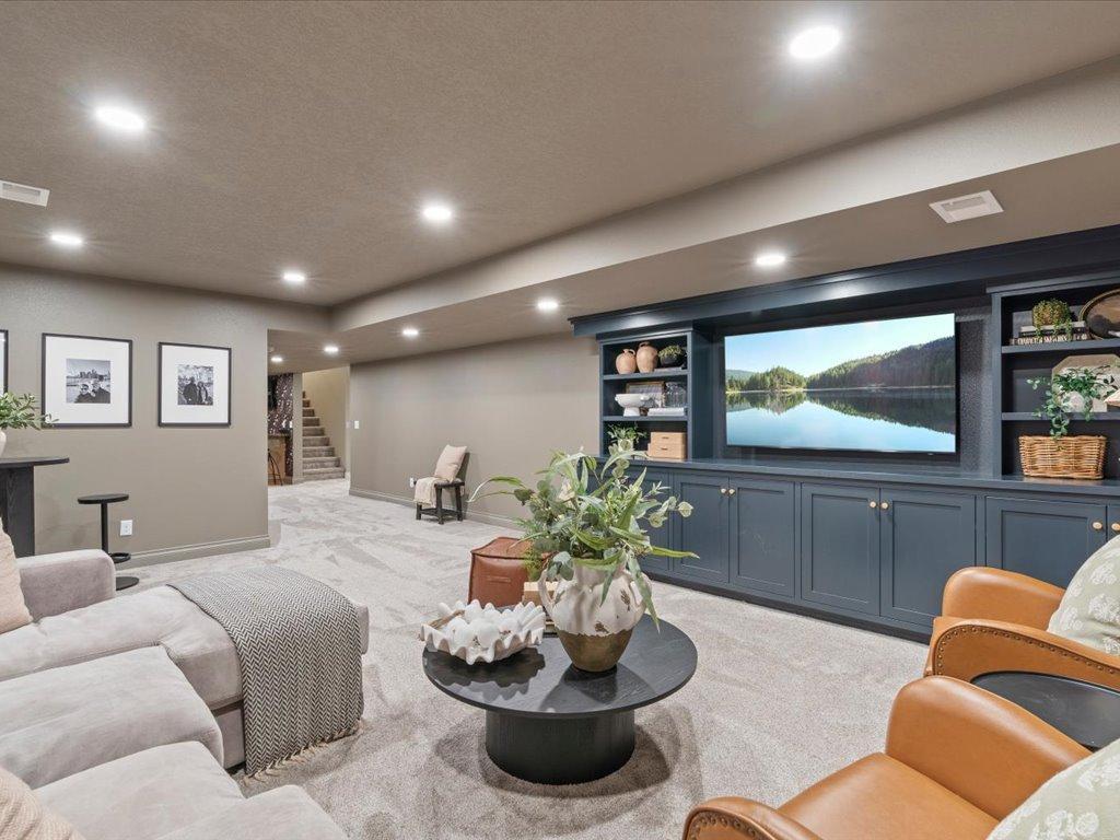 17887 Riverwood Drive