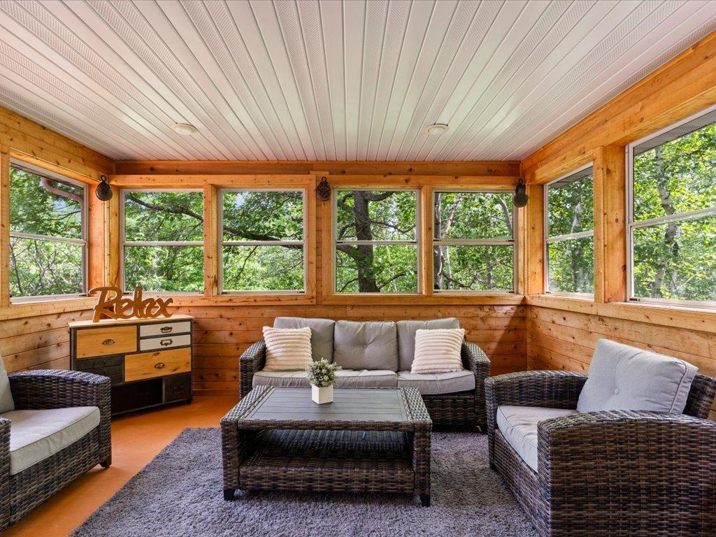 7047 Juneberry Trail NW