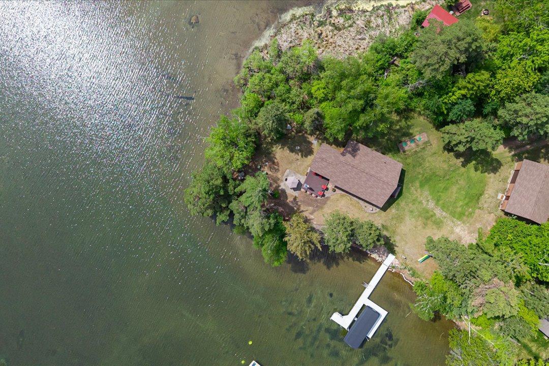 1560 Sunrise Point Drive NW