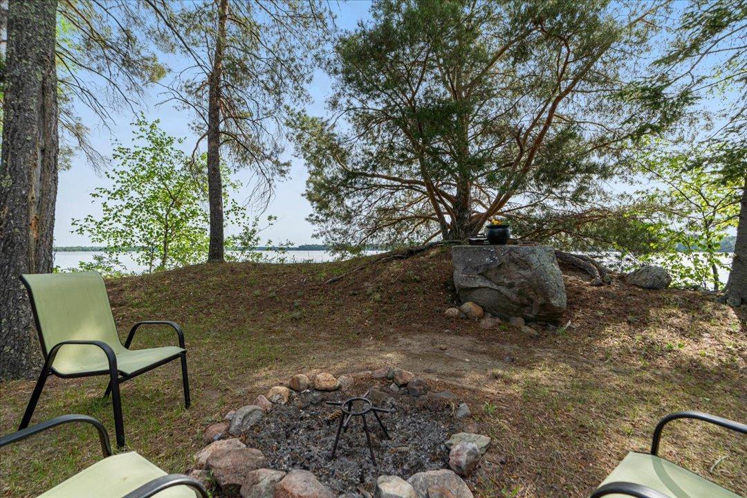 1560 Sunrise Point Drive NW