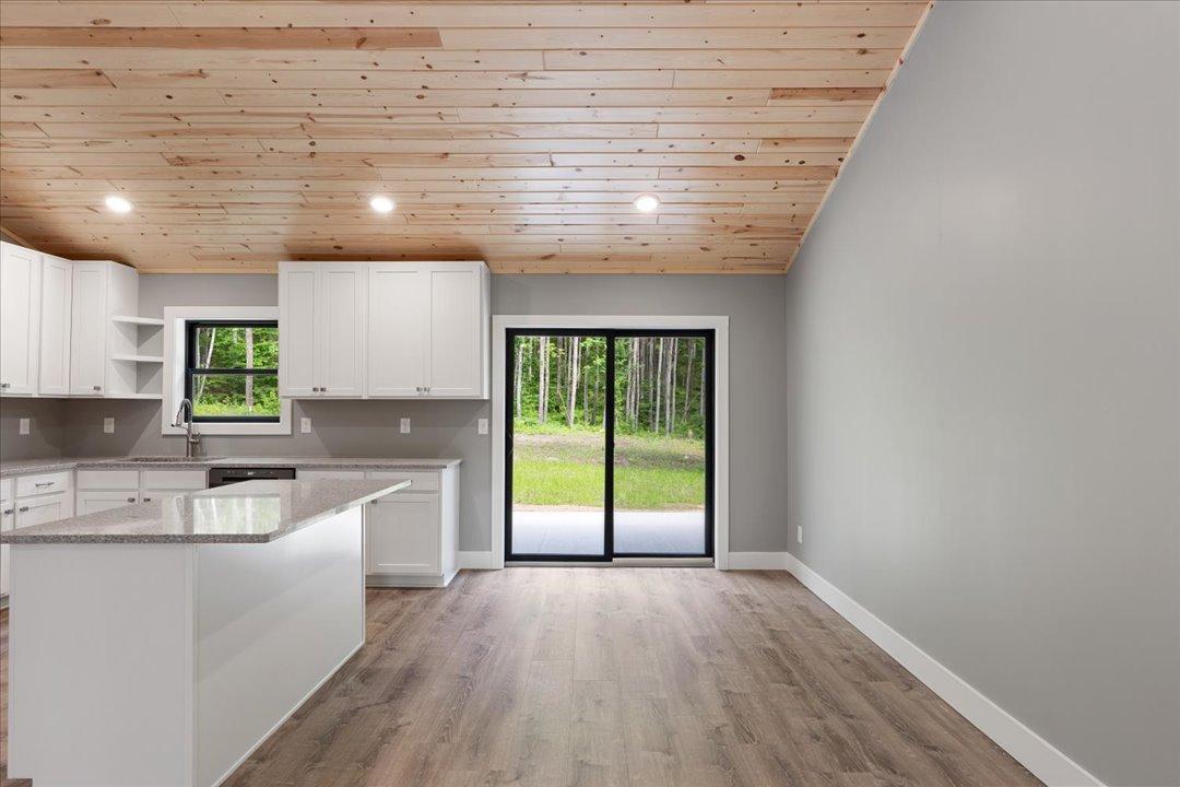 121 Ridgeway Path