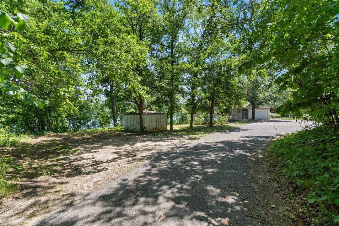 701 Heartland Place S