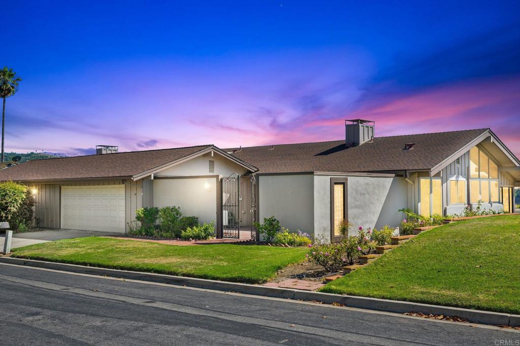44 Via Casitas