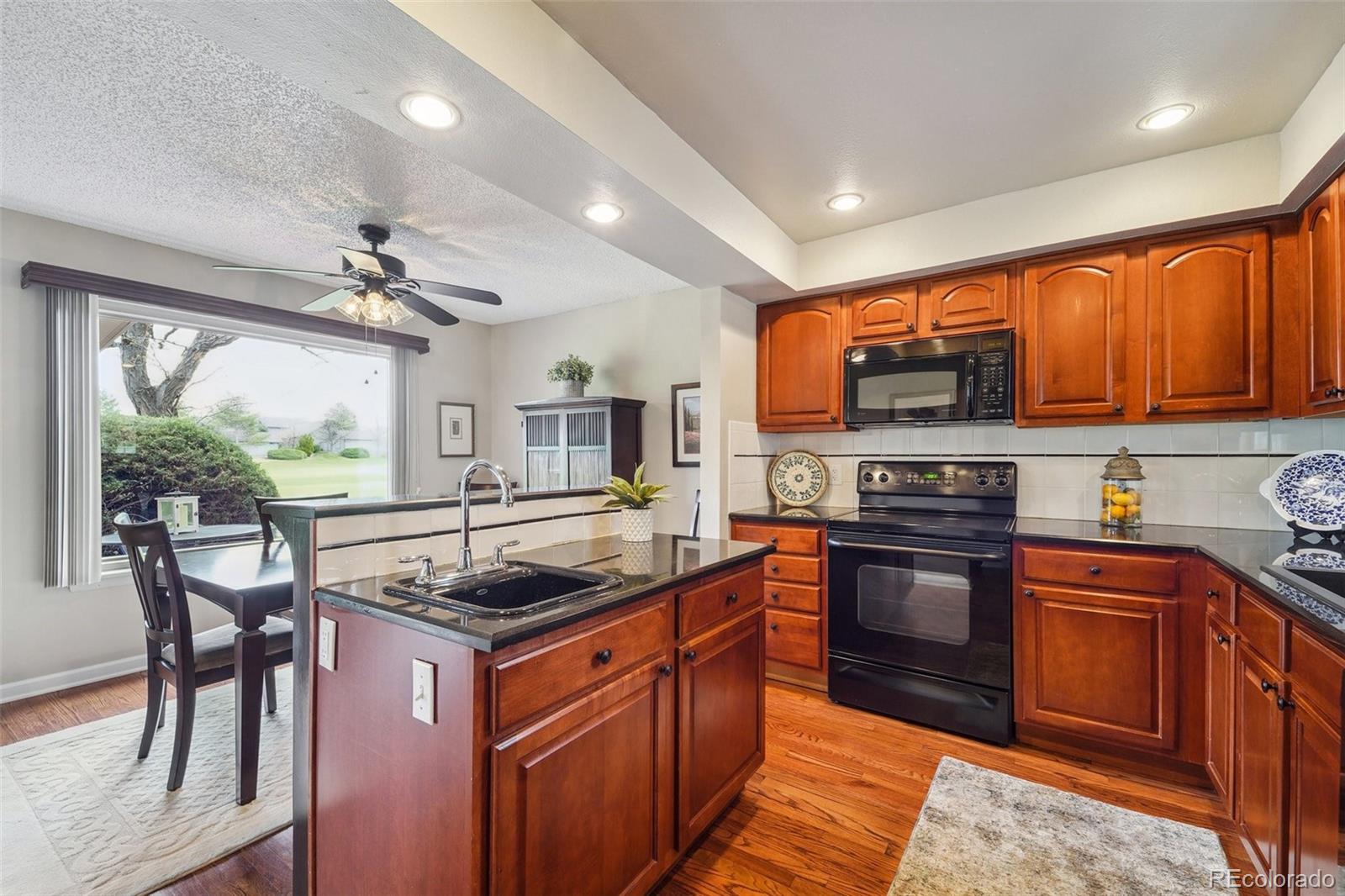 2446 S Vaughn Way Unit: F