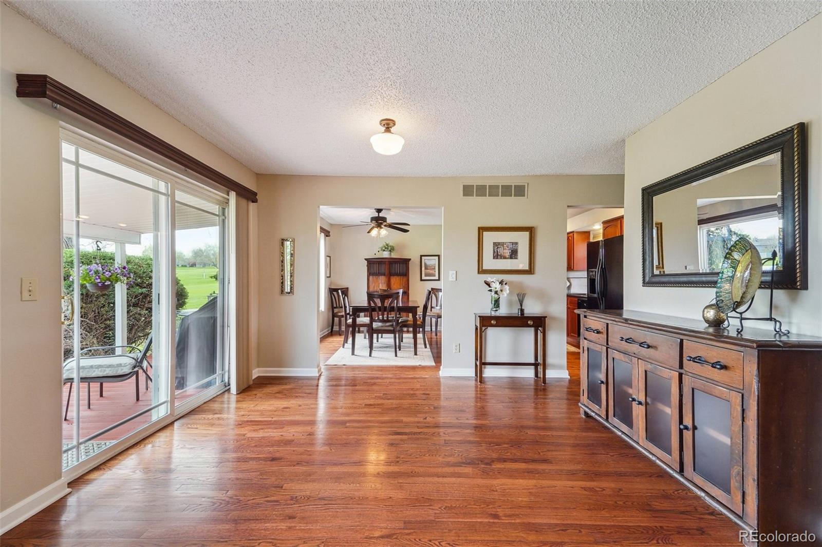 2446 S Vaughn Way Unit: F