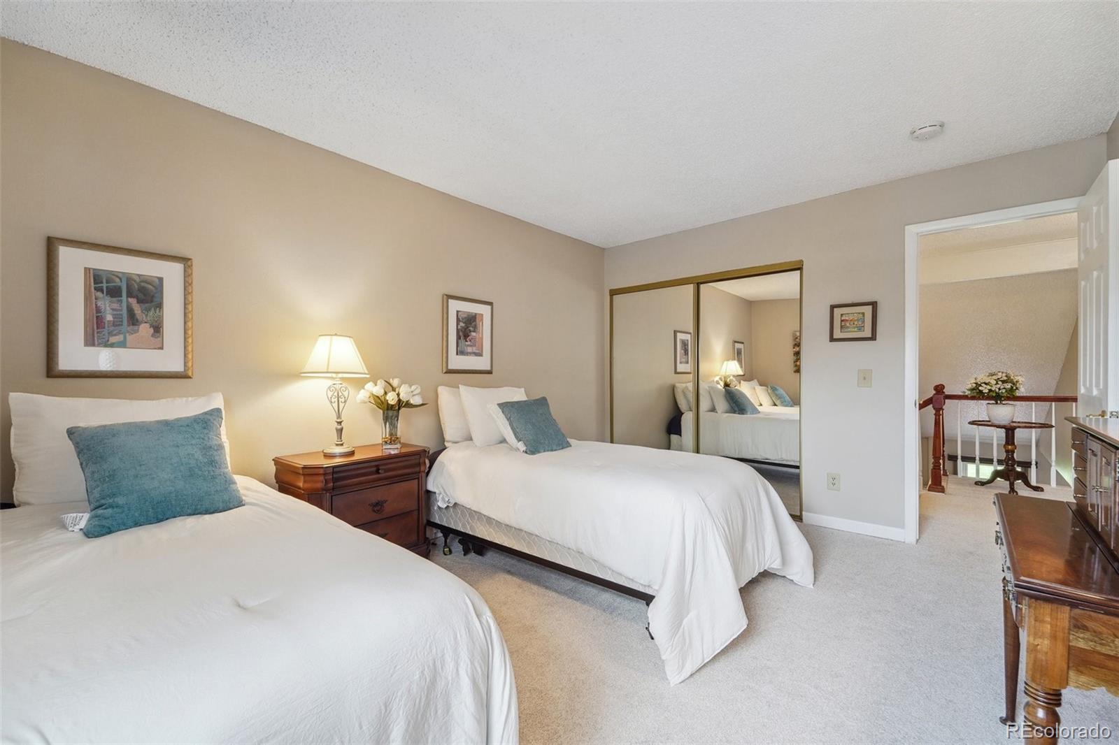 2446 S Vaughn Way Unit: F