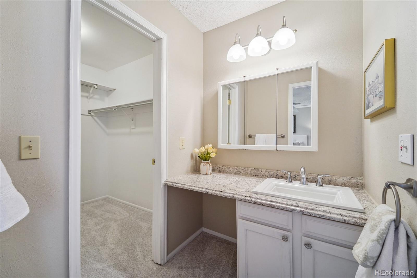 2446 S Vaughn Way Unit: F