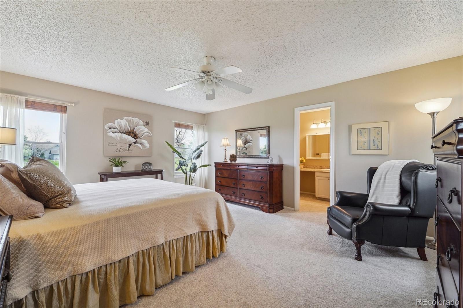 2446 S Vaughn Way Unit: F