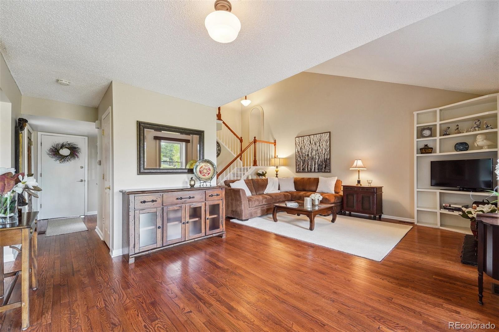 2446 S Vaughn Way Unit: F