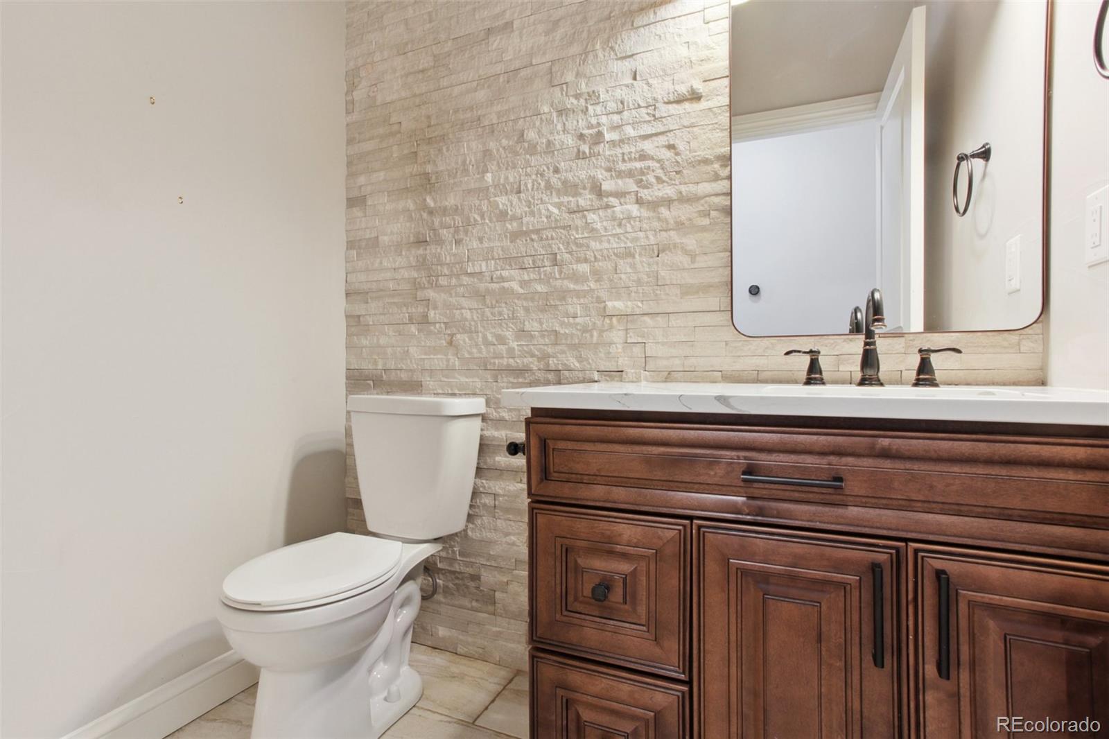 175 S Jasmine Street