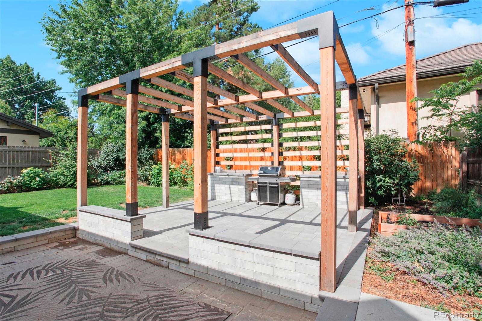 175 S Jasmine Street