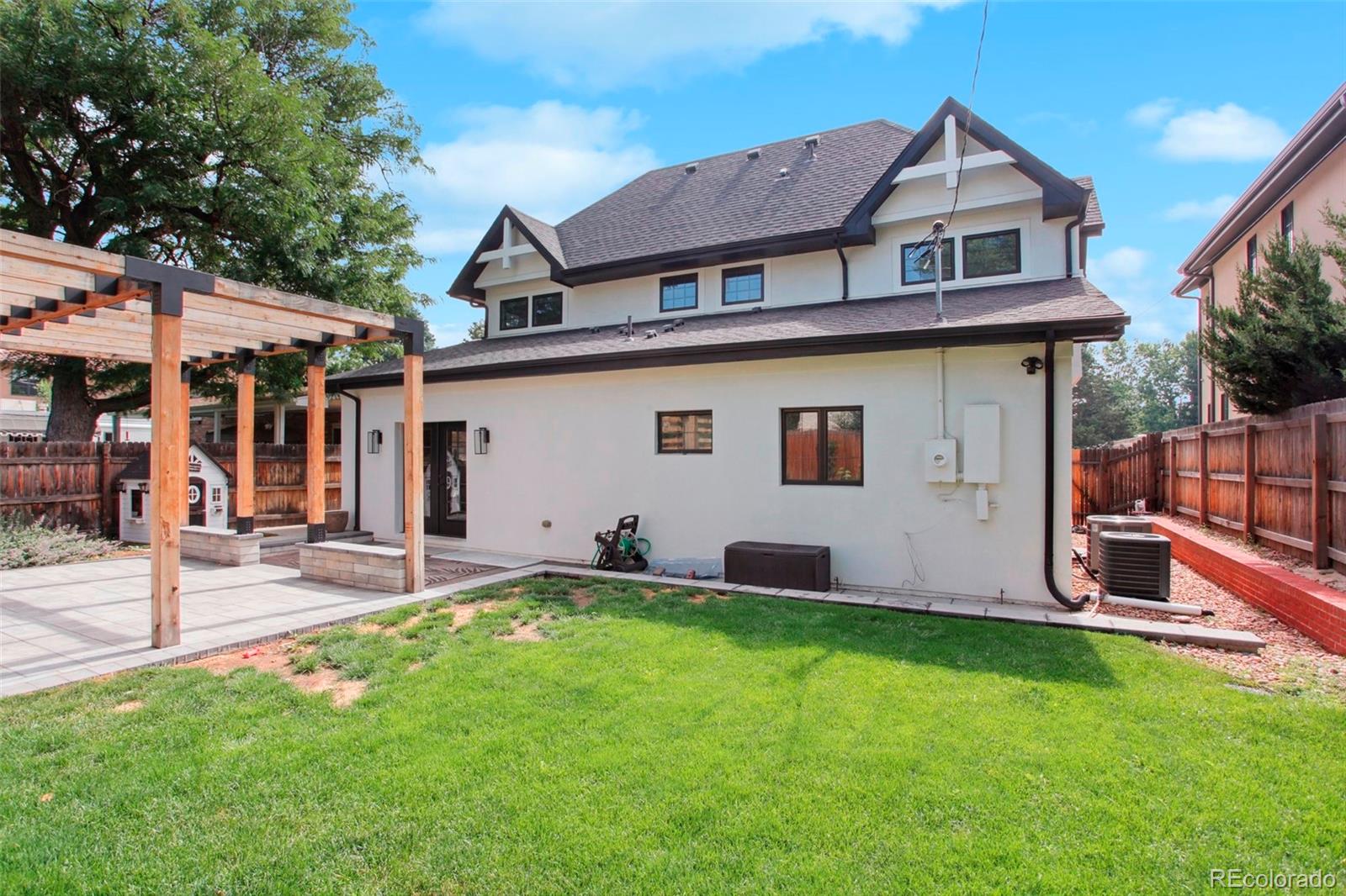 175 S Jasmine Street