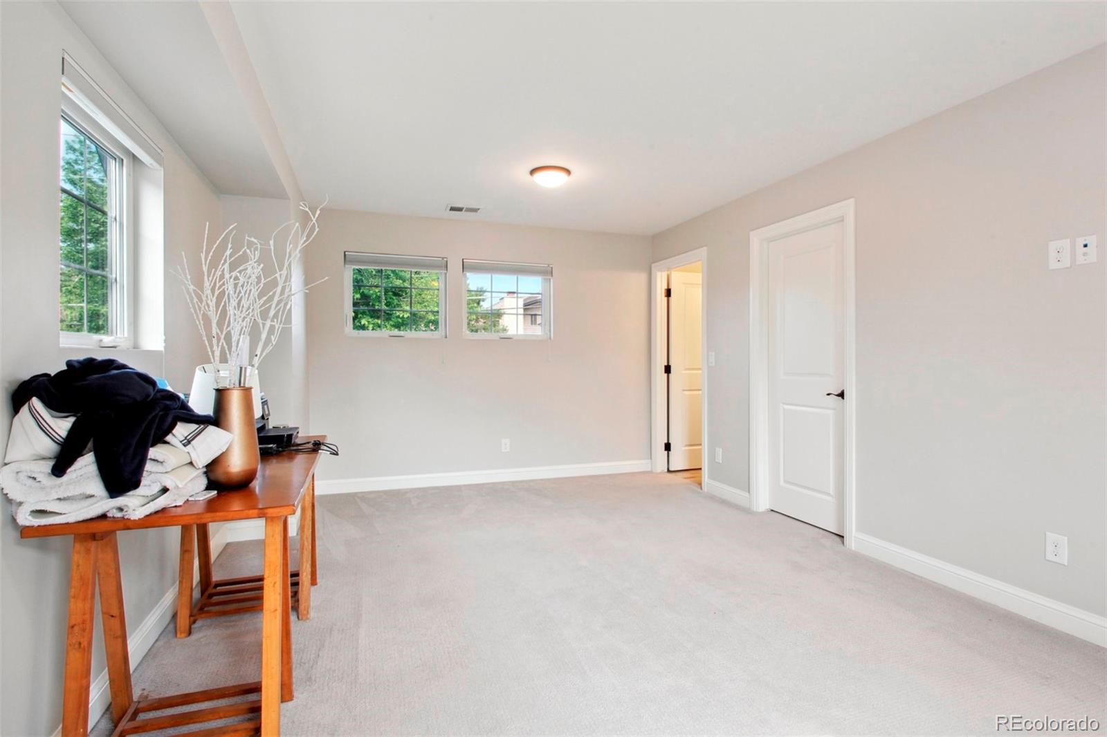 175 S Jasmine Street