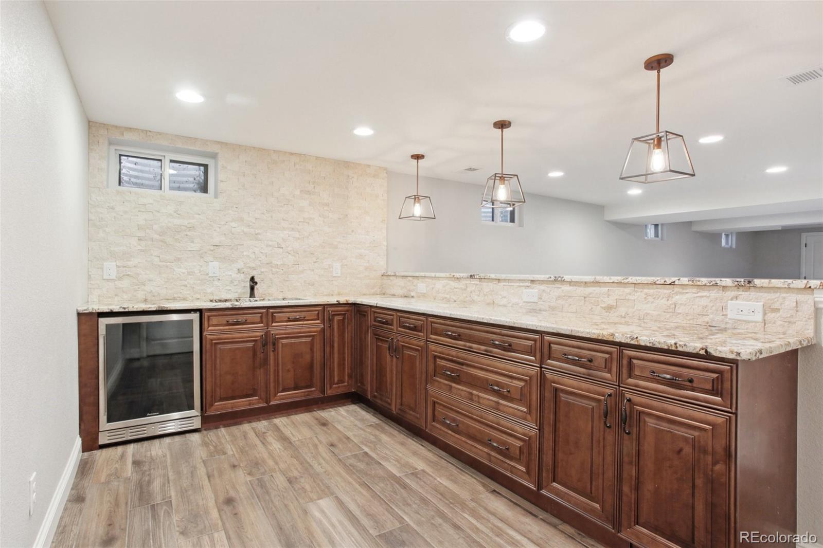 175 S Jasmine Street