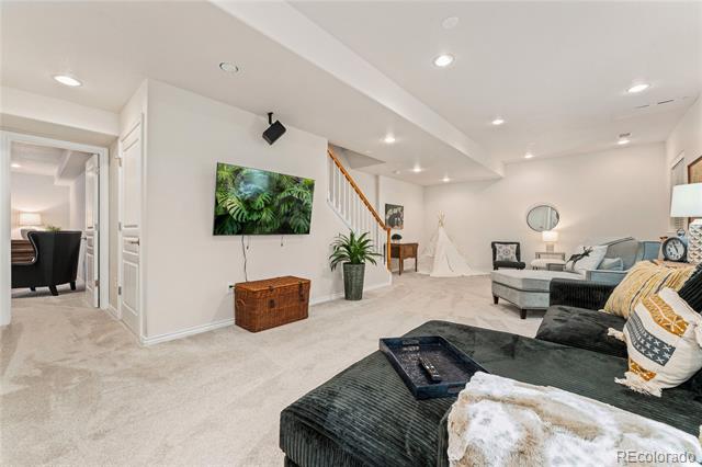 12044 E Lake Circle