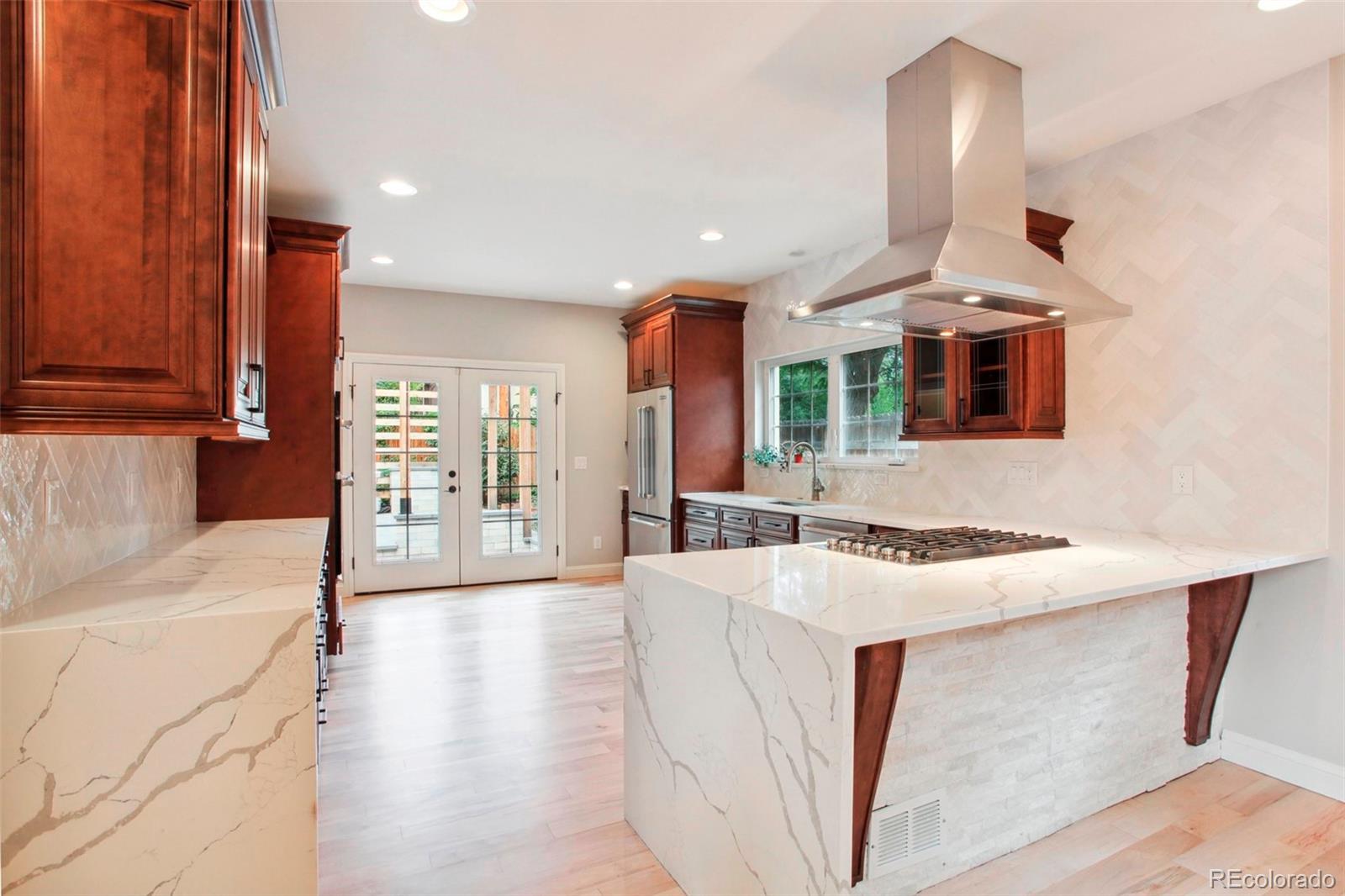 175 S Jasmine Street