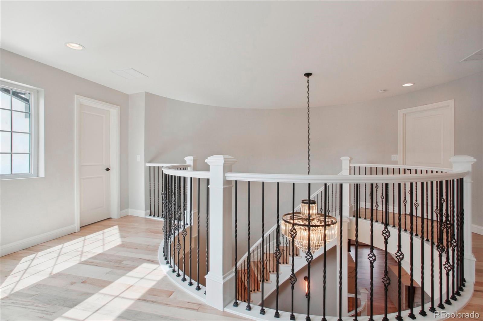 175 S Jasmine Street