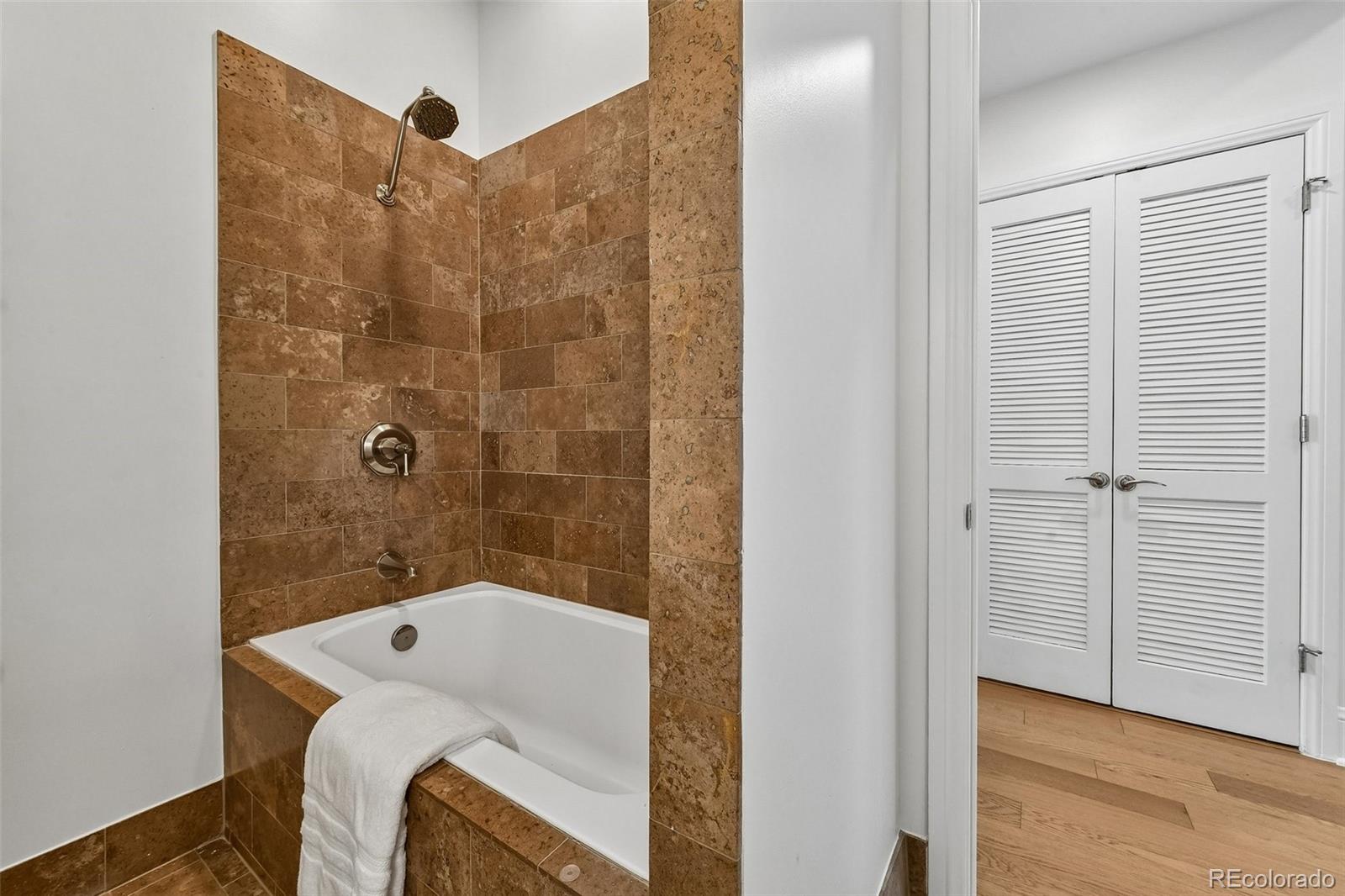 5455 Landmark Place Unit: 804