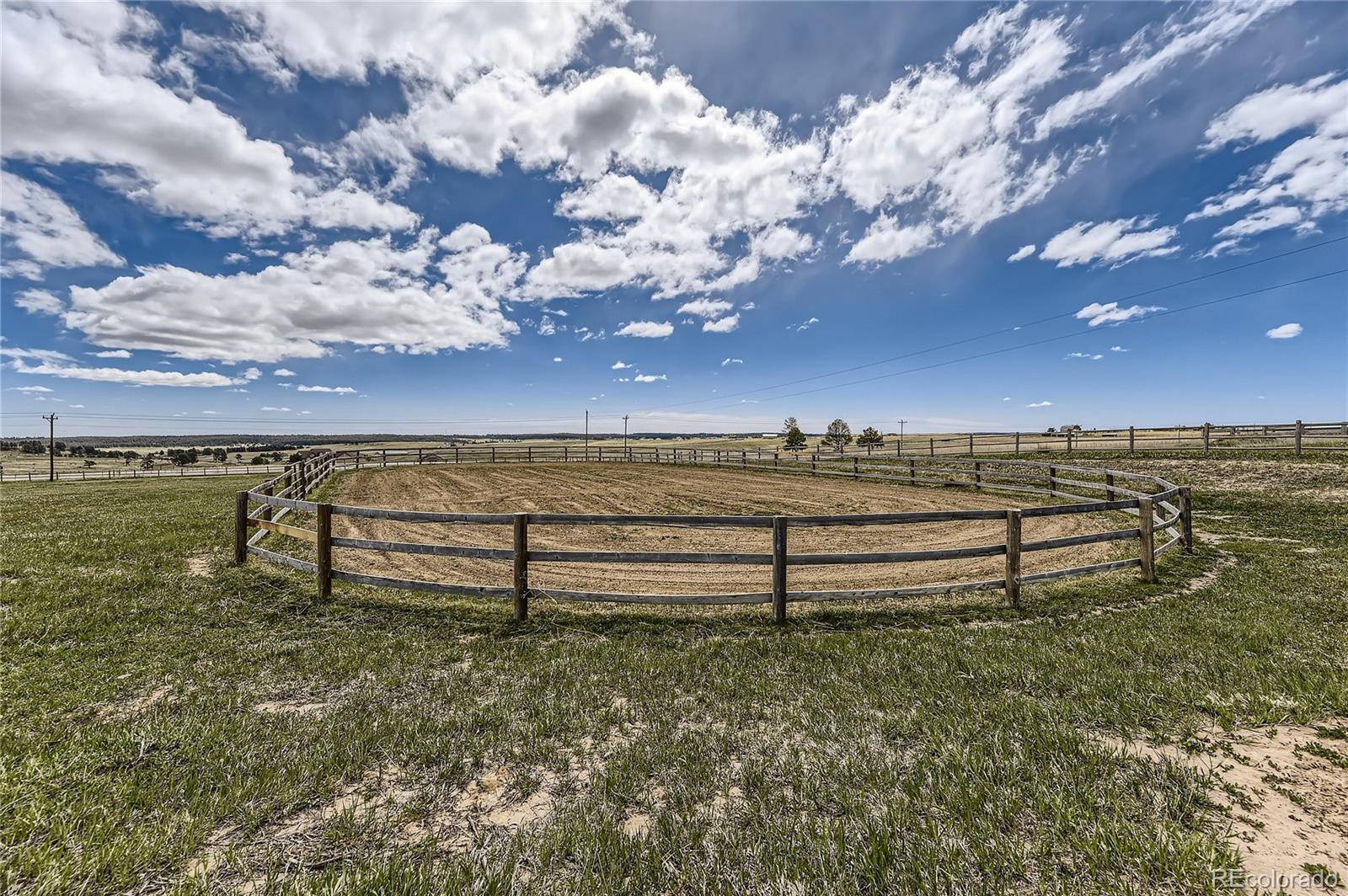31900 Lonesome Dove Court