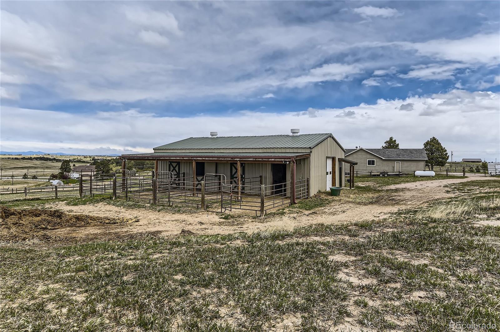 31900 Lonesome Dove Court