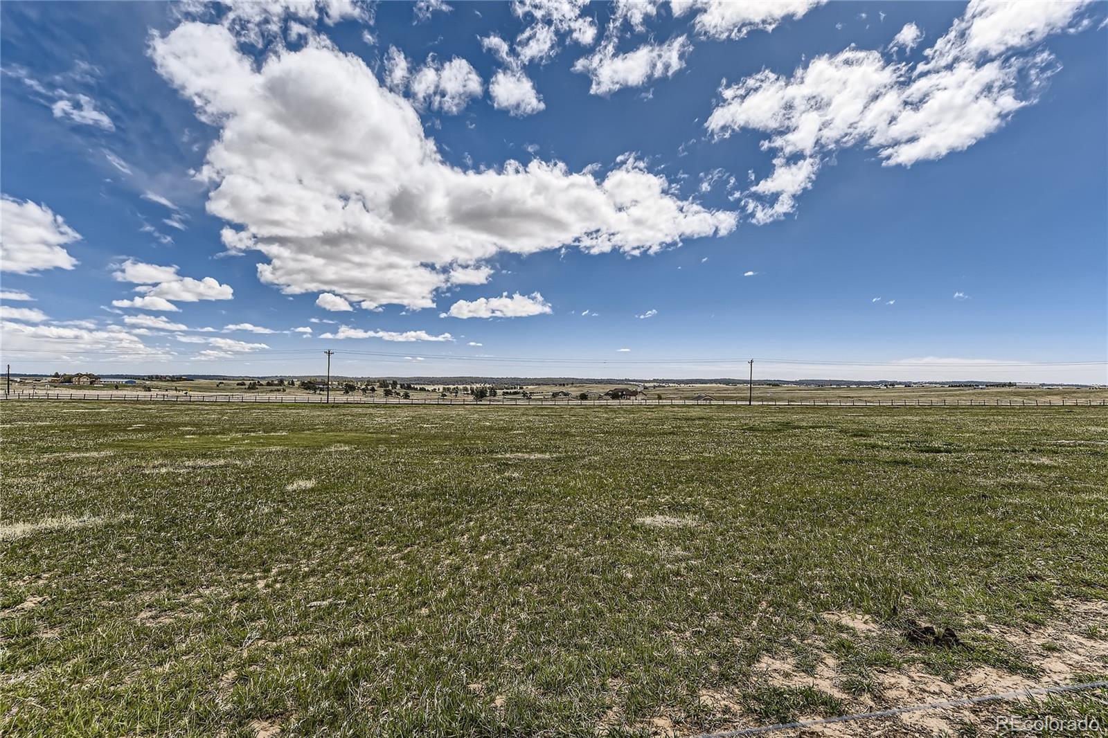 31900 Lonesome Dove Court