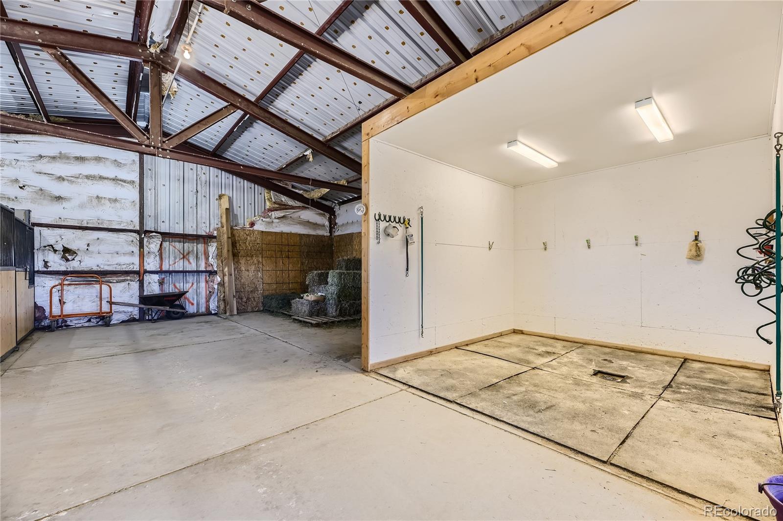 31900 Lonesome Dove Court