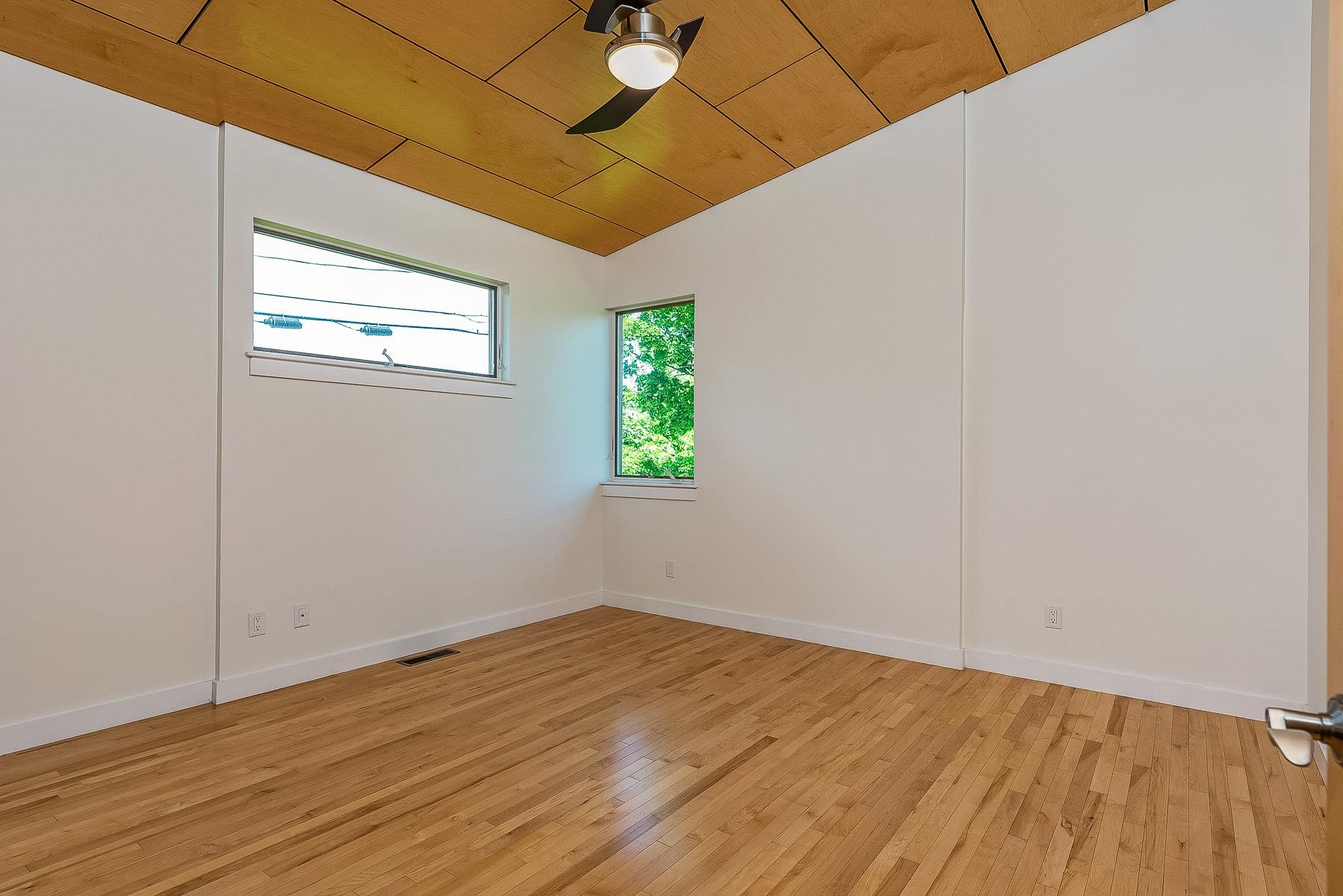 659 Dennett Street Unit: 3