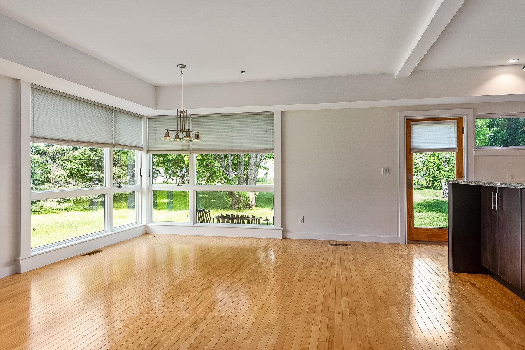 659 Dennett Street Unit: 3