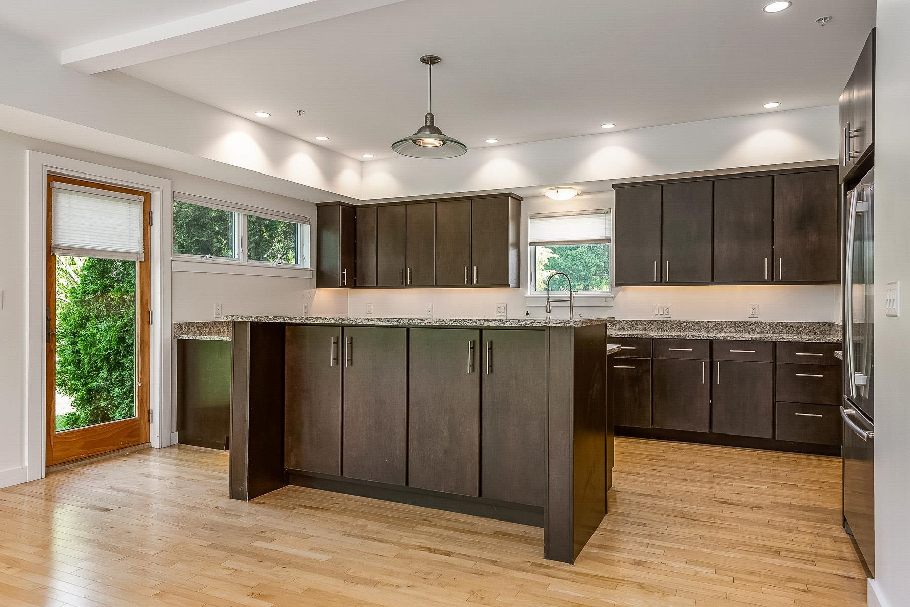 659 Dennett Street Unit: 3