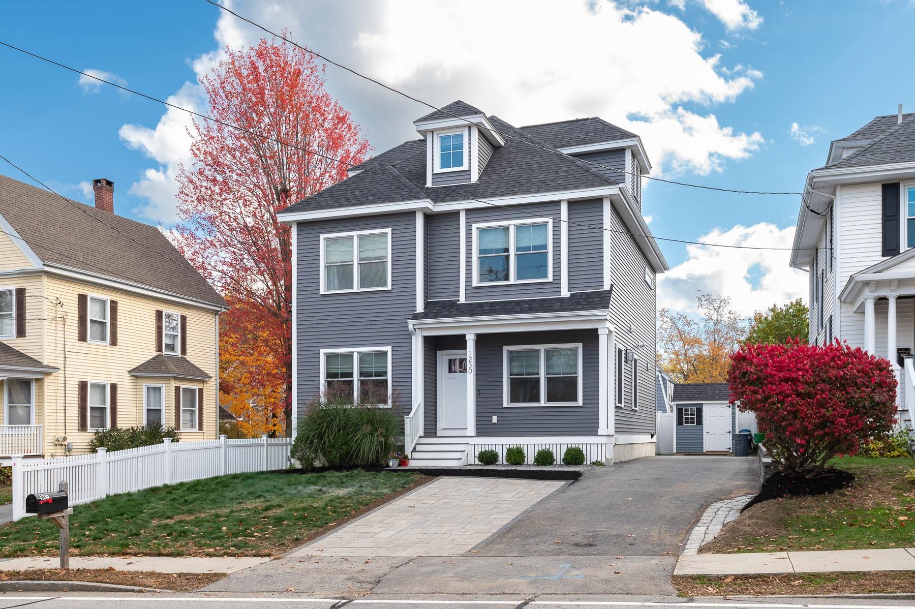 1230 Islington Street