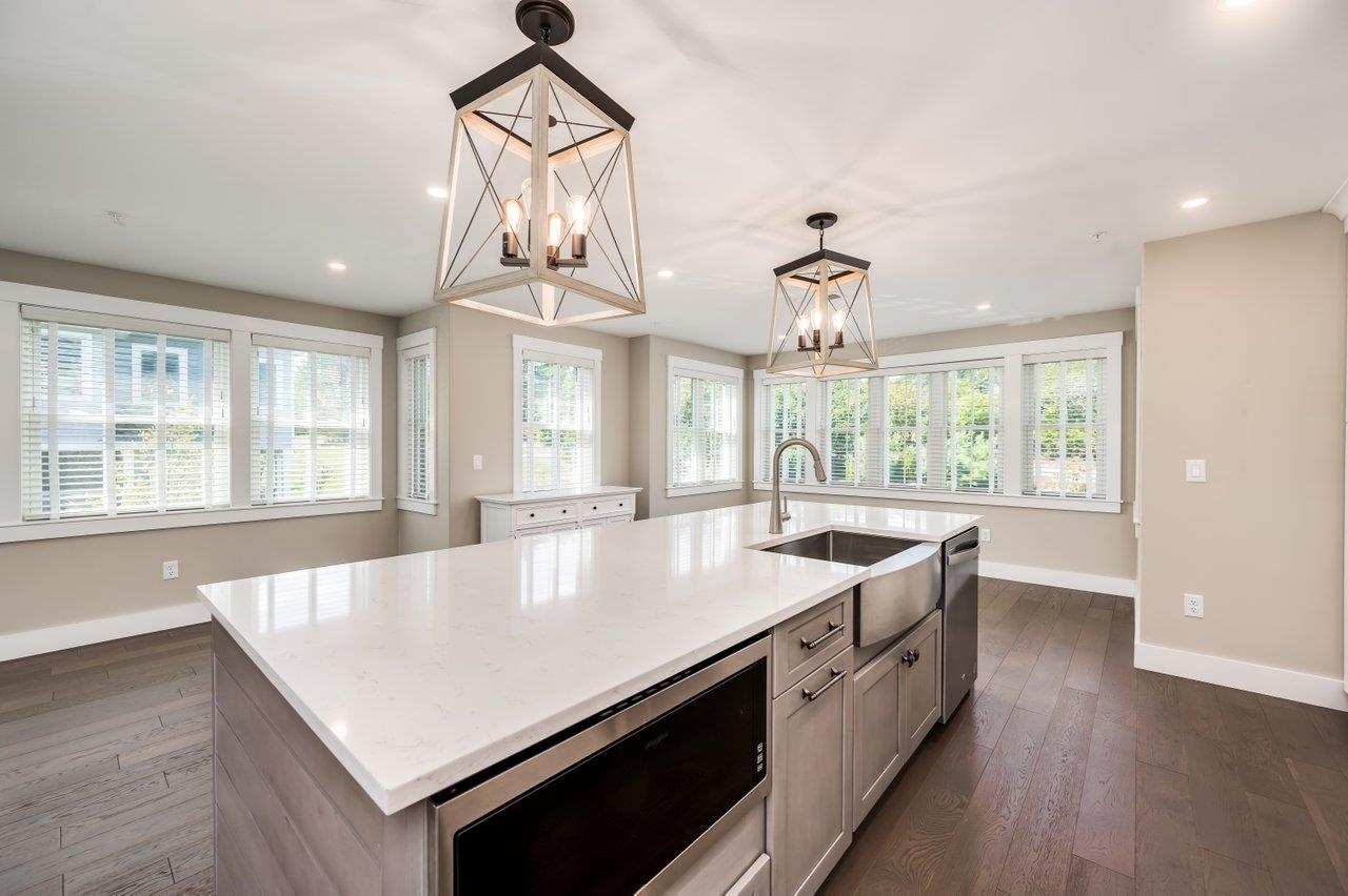 1244 Washington Road Unit: 4D