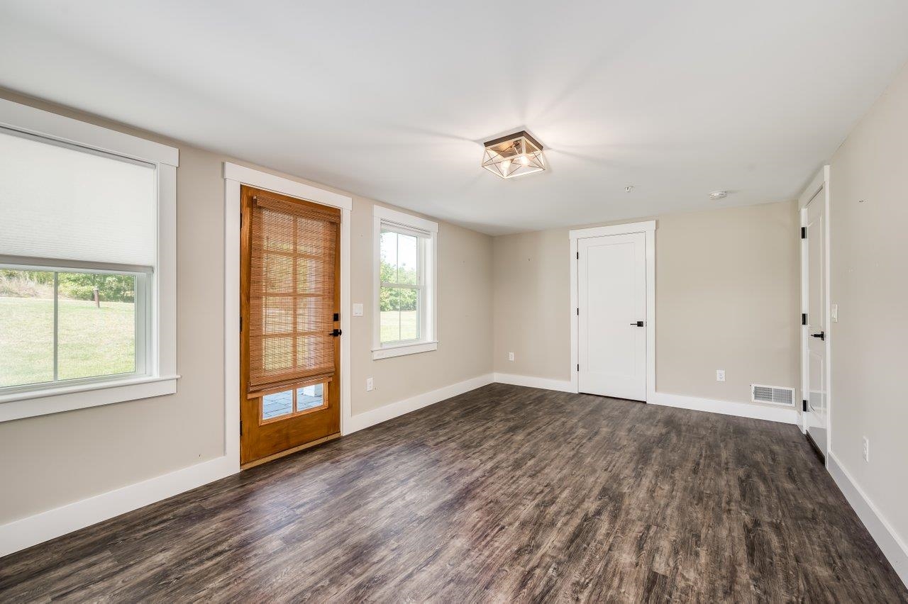 1244 Washington Road Unit: 4D