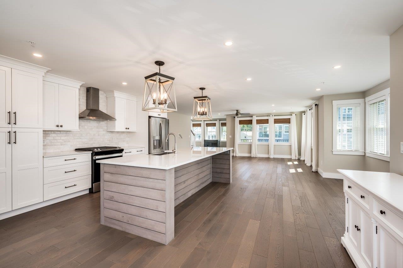 1244 Washington Road Unit: 4D