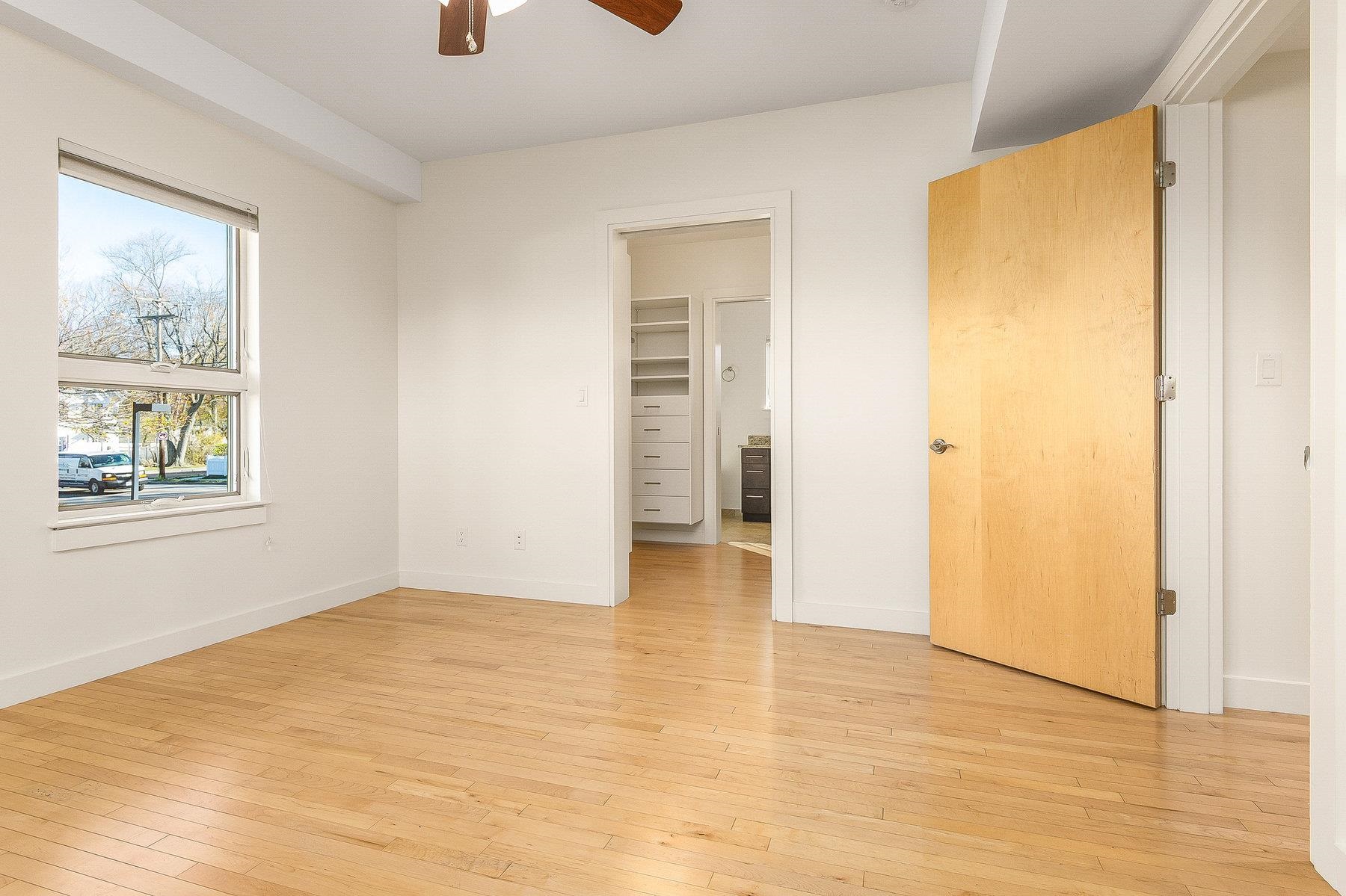 677 Dennett Street Unit: 1