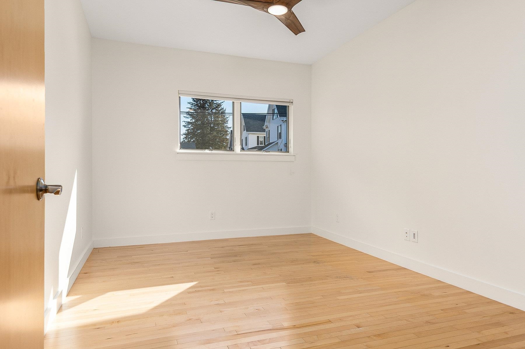 677 Dennett Street Unit: 1