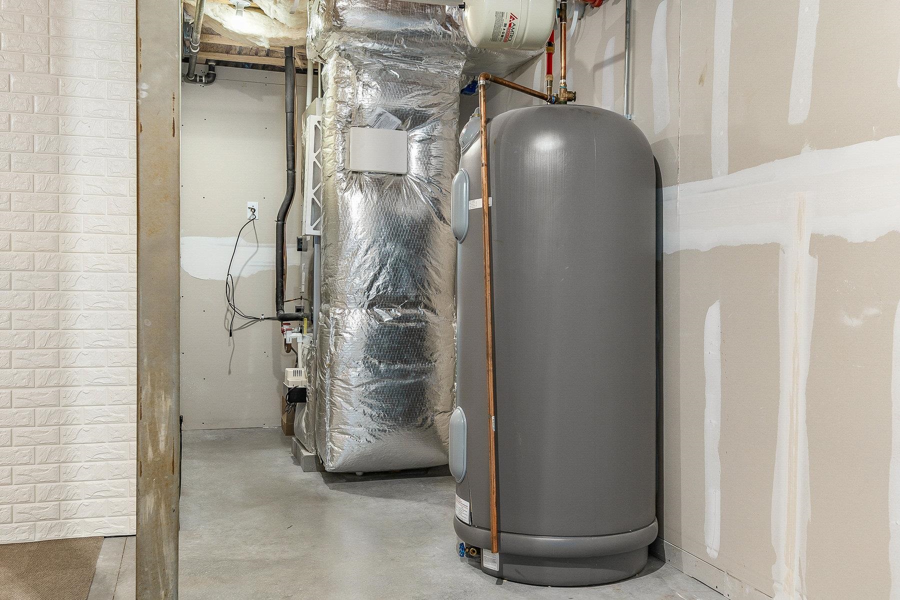 677 Dennett Street Unit: 1