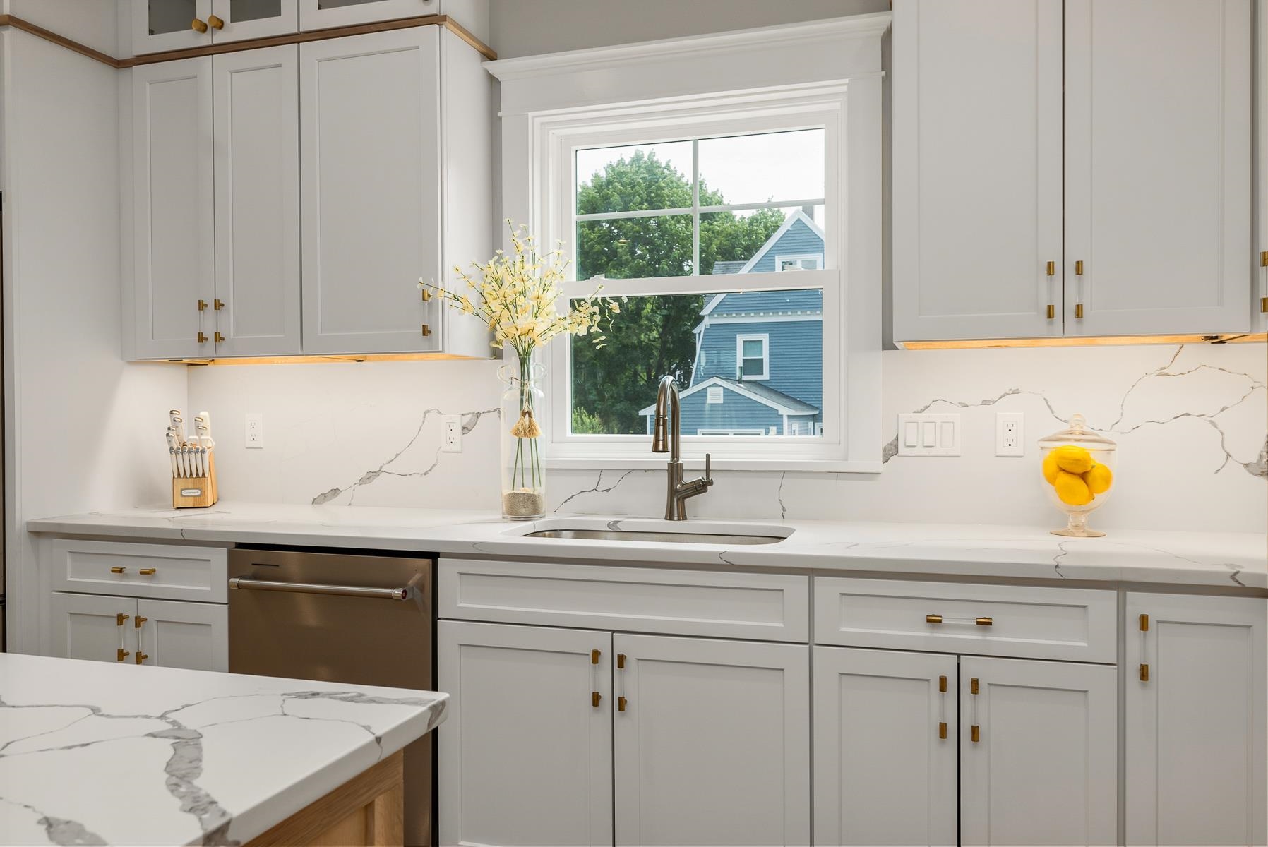 1230 Islington Street