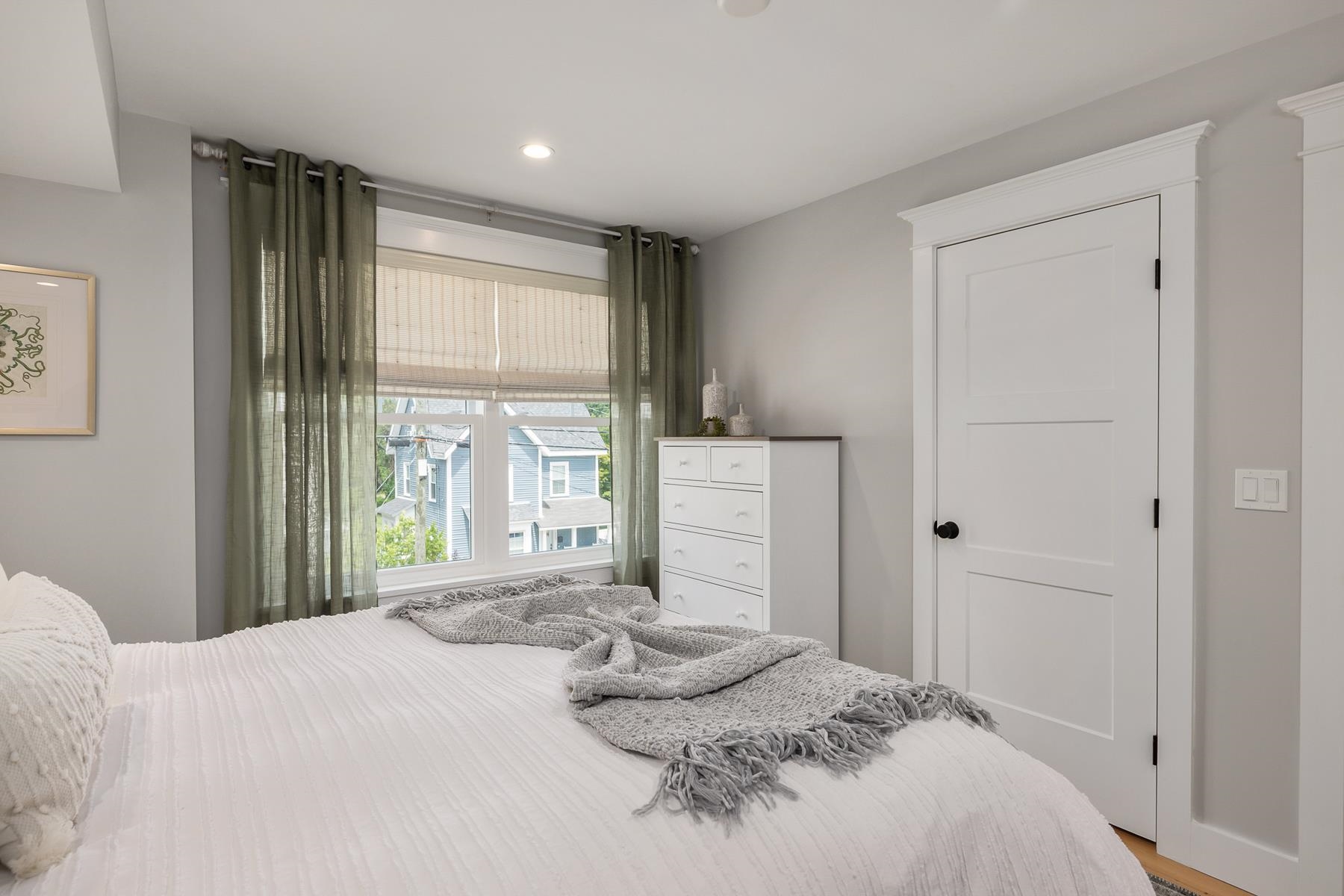 1230 Islington Street