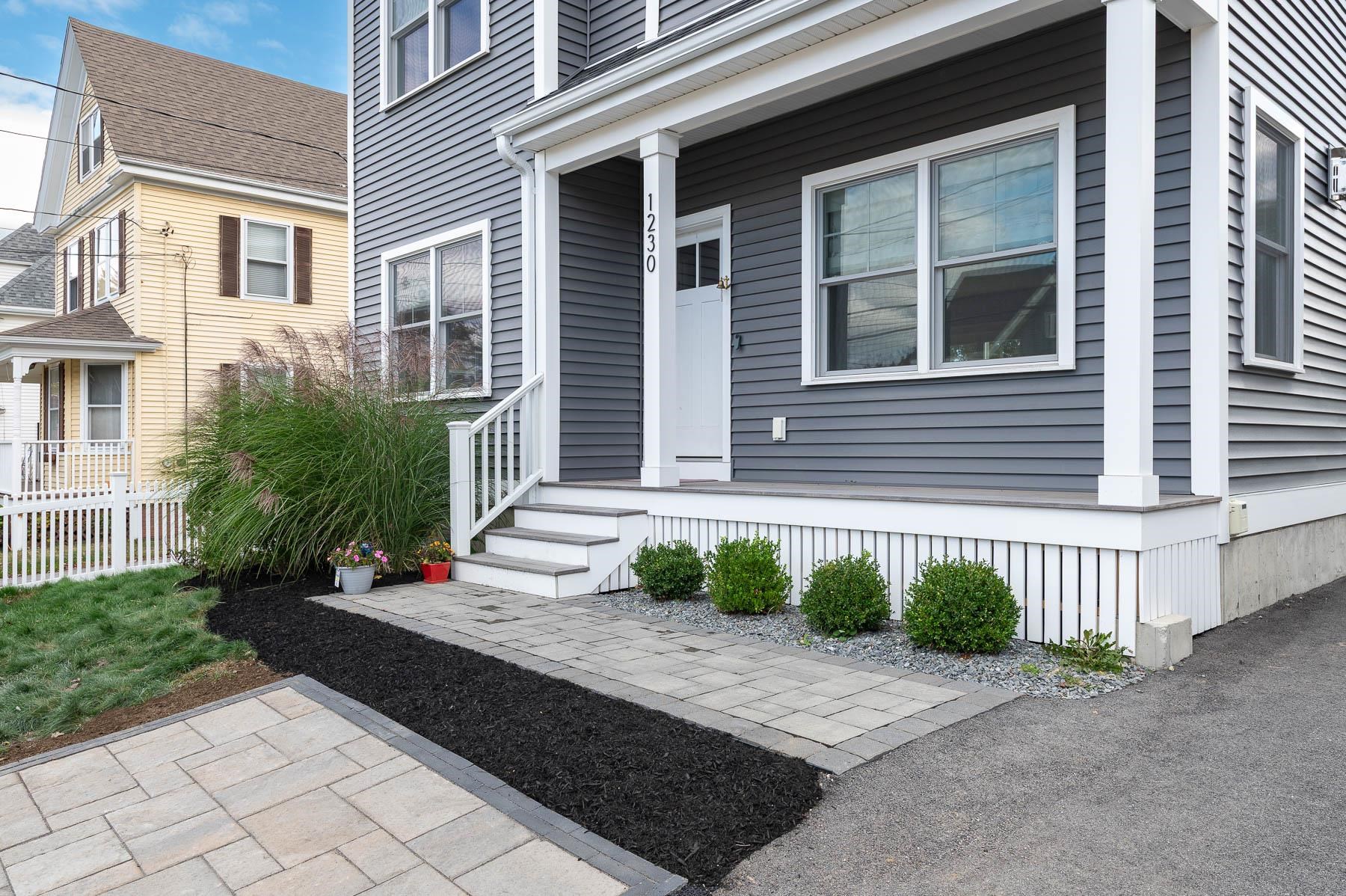 1230 Islington Street
