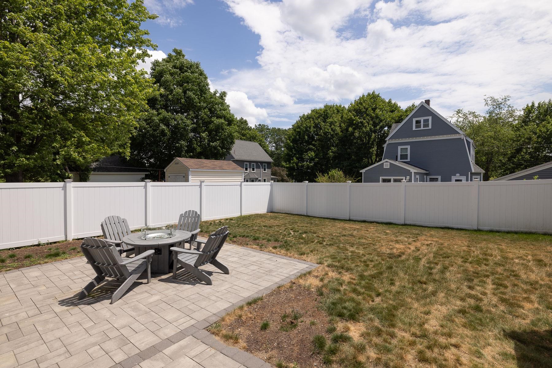 1230 Islington Street