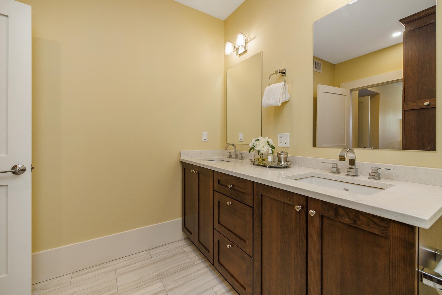 50 Maplewood Avenue Unit: 303