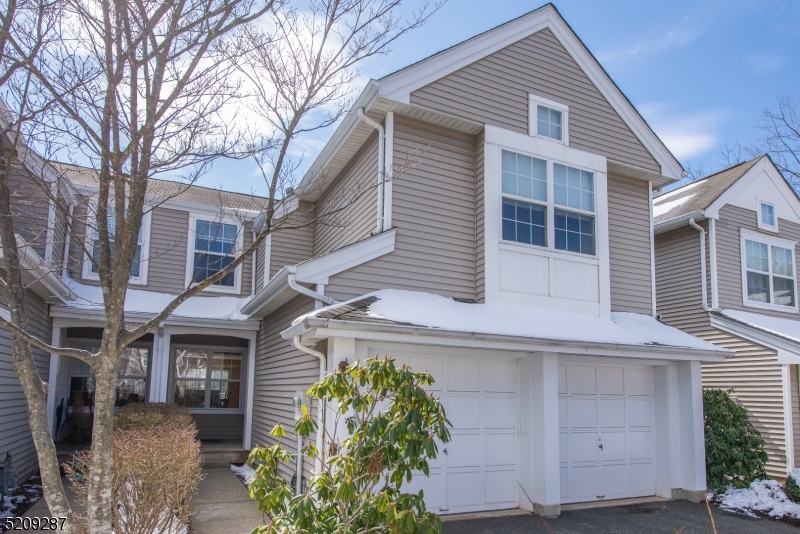 7 SYCAMORE LN